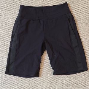 Athleta black shorts